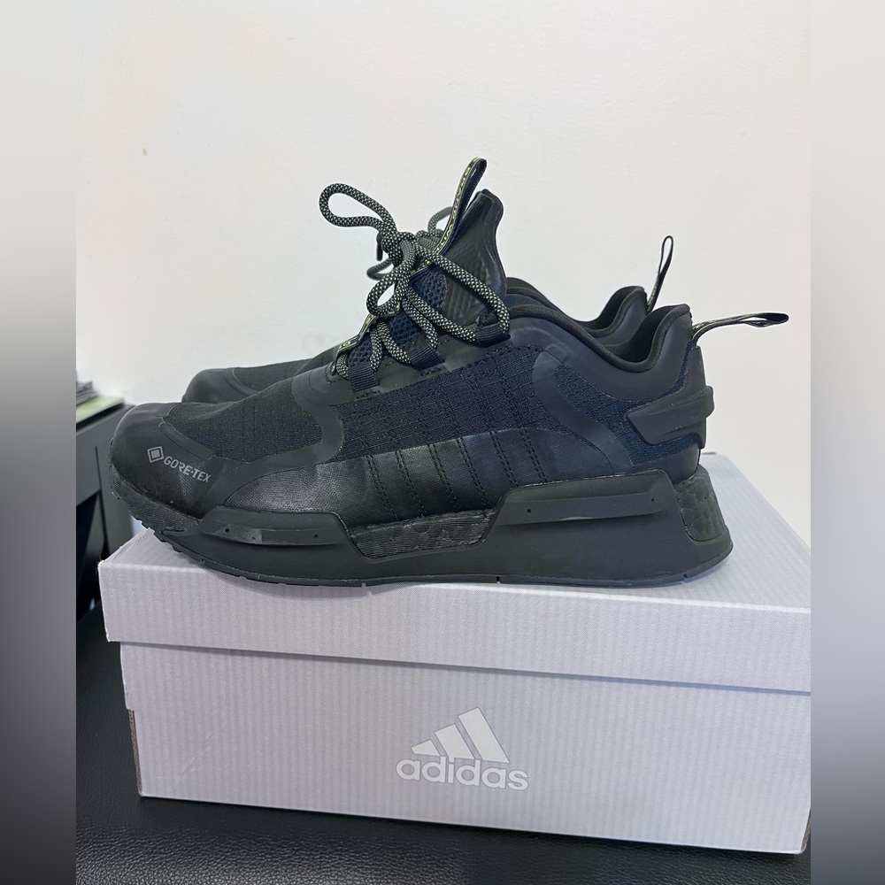 adidas NMD V3 Gore-Tex Unisex Shoes